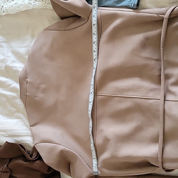 H&M faux suede jacket beige - Picture 7 of 7